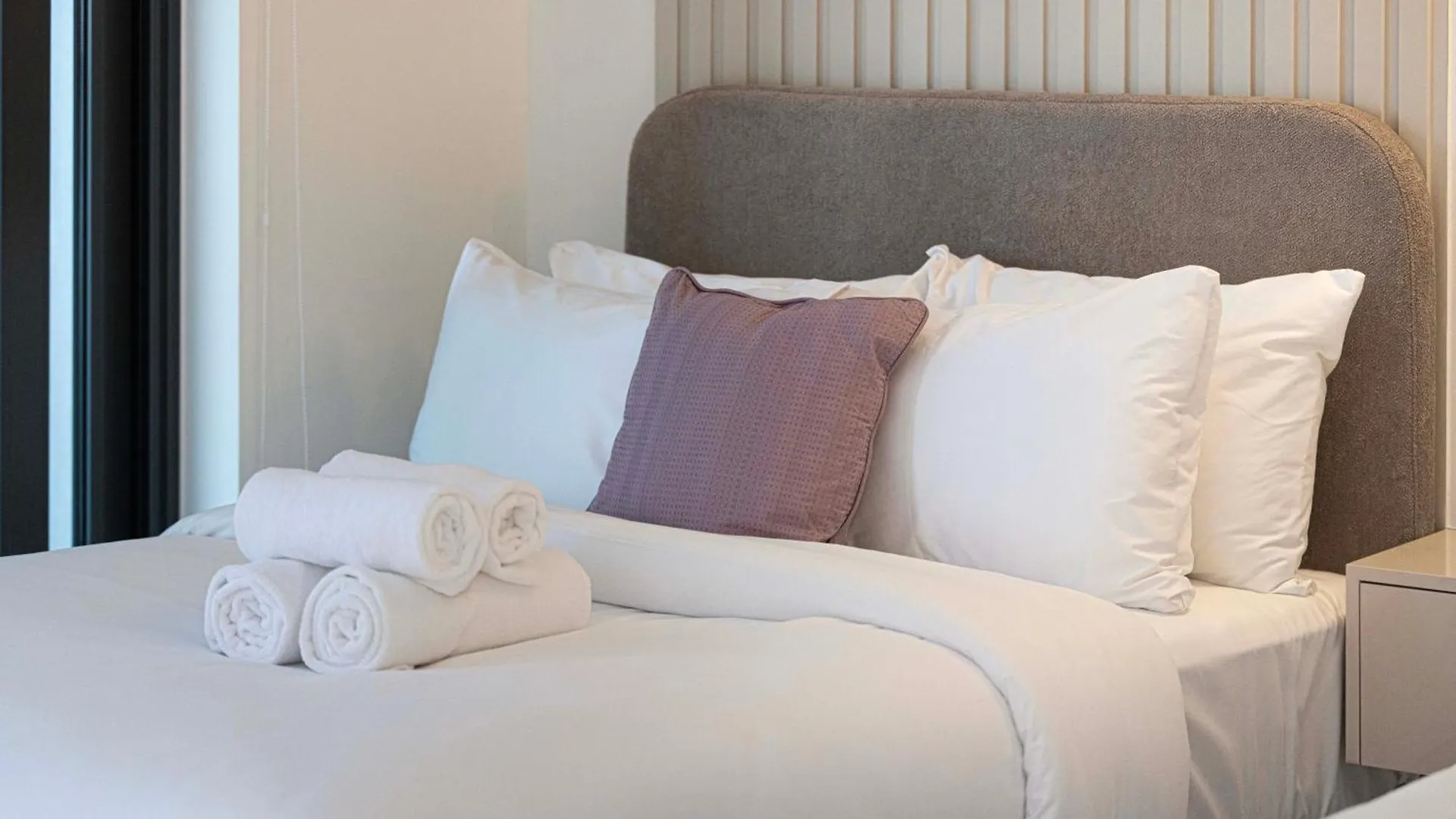 Chic 2Br Creek Vista, Near Downtown, Burj Khalifa And Dubai Mall 0*,