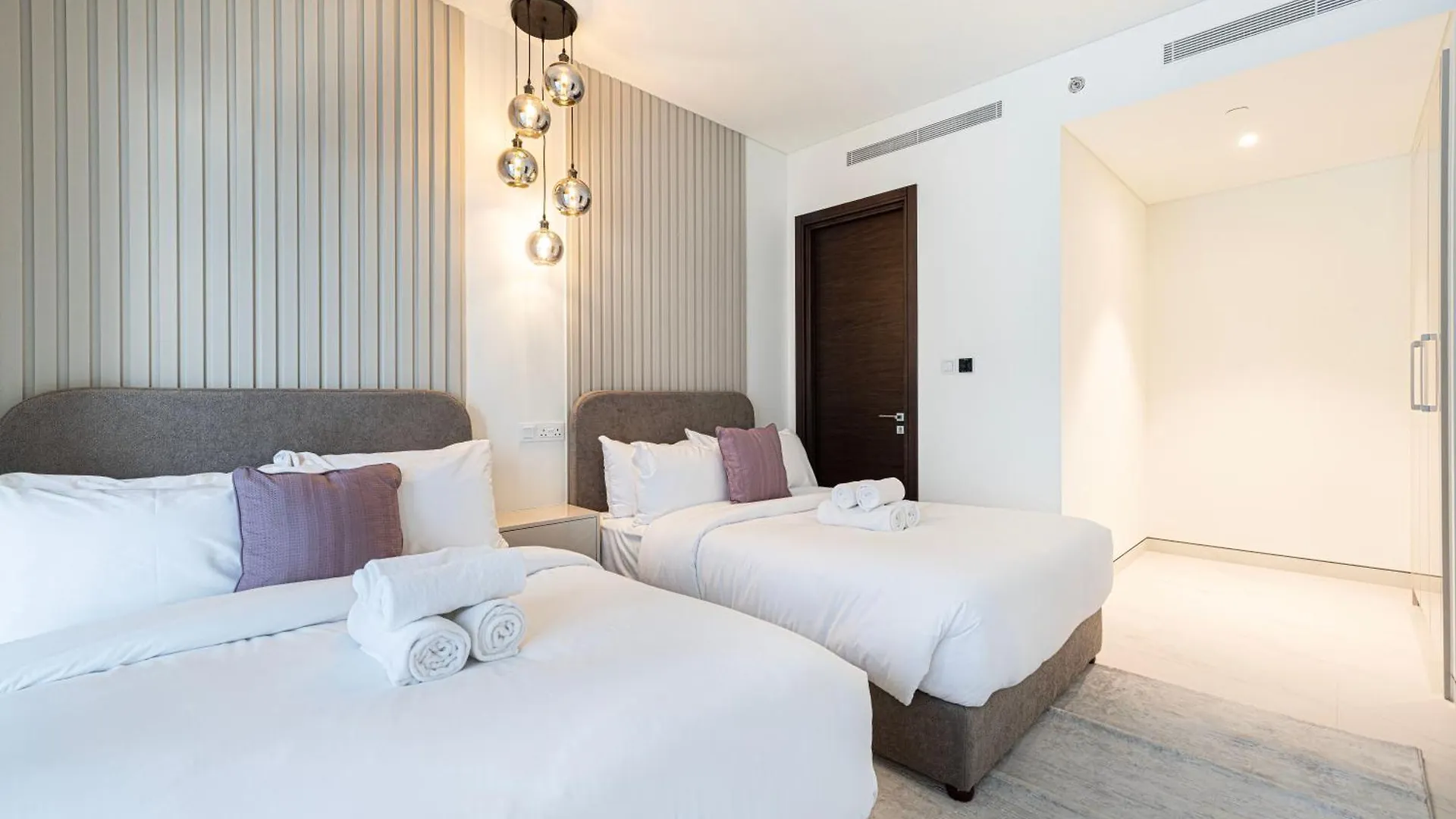 Chic 2Br Creek Vista, Near Downtown, Burj Khalifa And Dubai Mall