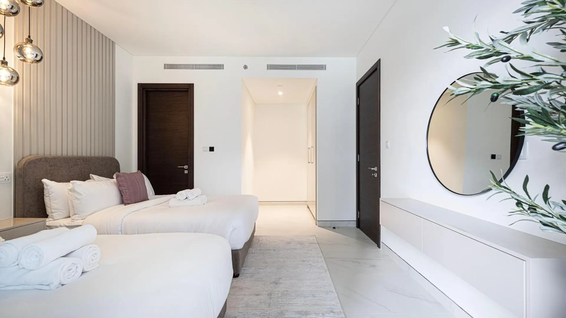 Chic 2Br Creek Vista, Near Downtown, Burj Khalifa And Dubai Mall Apartment